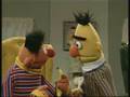 Bert & Ernie - Banaantelefoon